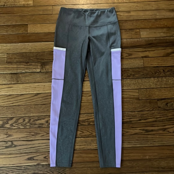 CLOSET CLEARANCE (getting rid of everything) Make me an offer (nothing under $5) - Picture 1 of 5